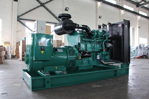 高坪320kw康明斯柴油发电车出租组图片 高坪320kw康明斯柴油发电车出租组图片